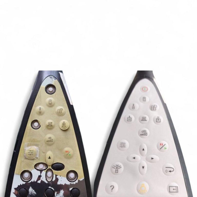 reparación de carátulas en placa PCB Dos carátulas grises, una restaurada y otra deteriorada